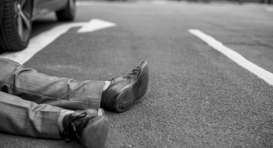 accident-asphalt-black-and-white-1537174